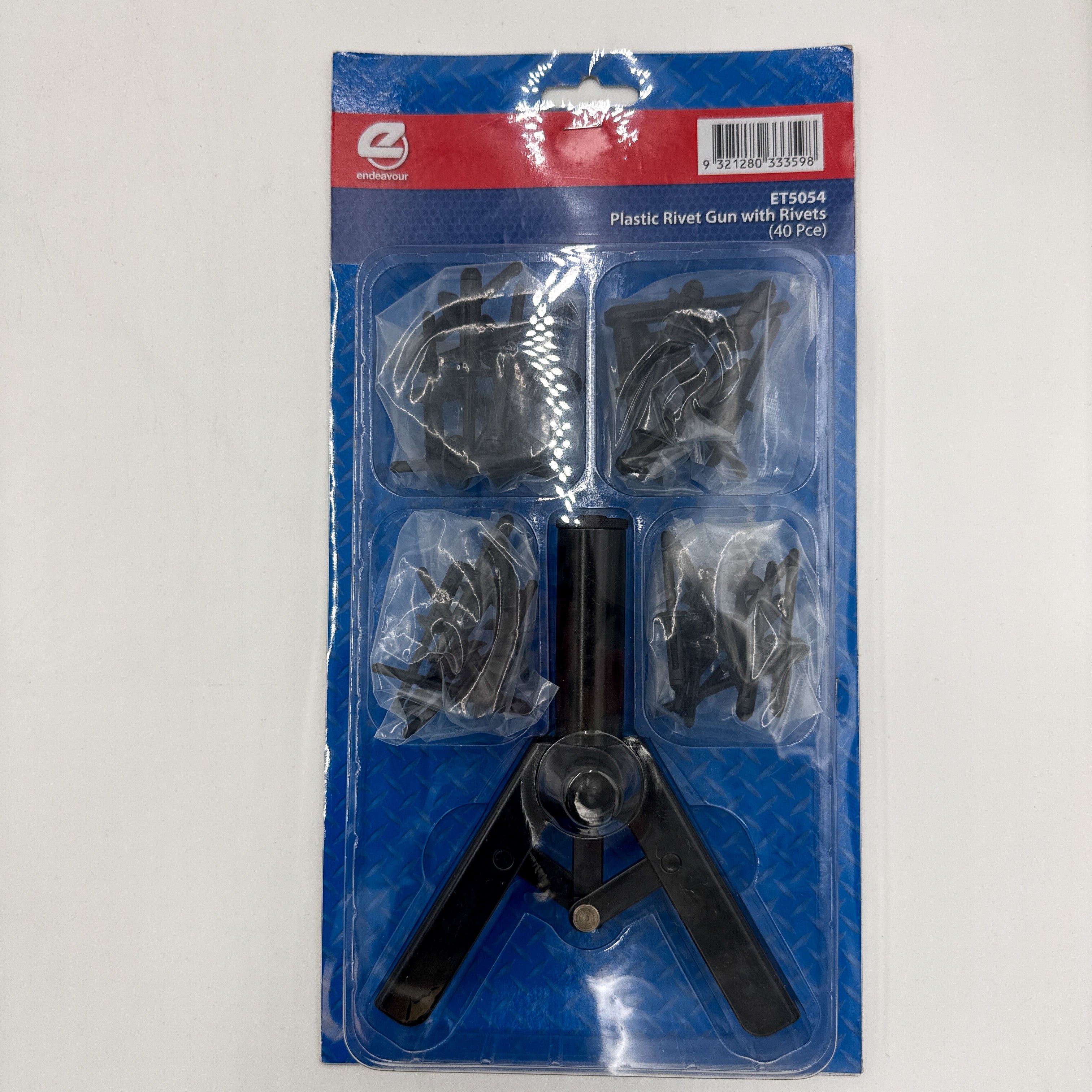 Plastic Rivet Gun  w/Rivets 40pc